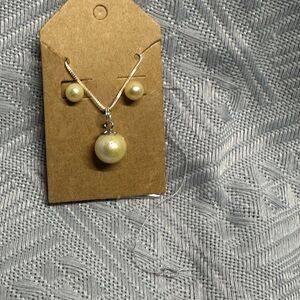 Ivory Pearl and Earring Set